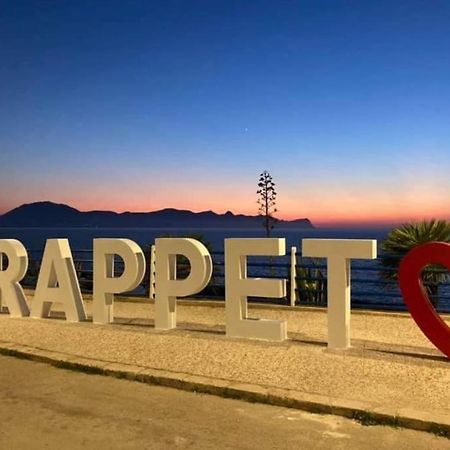 Casa Vacanza Da Mirella E Peppe ترابيتو المظهر الخارجي الصورة