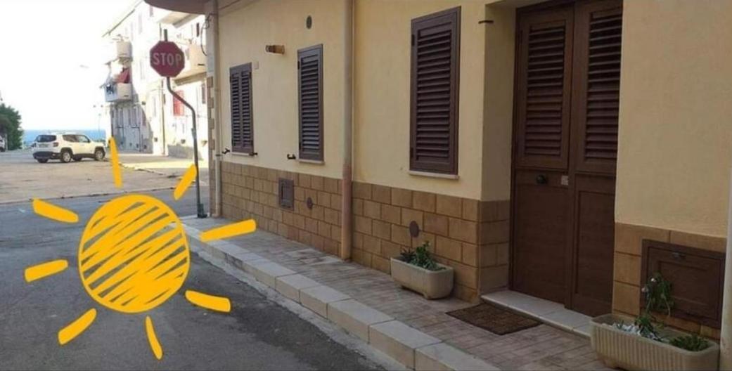 Casa Vacanza Da Mirella E Peppe ترابيتو المظهر الخارجي الصورة